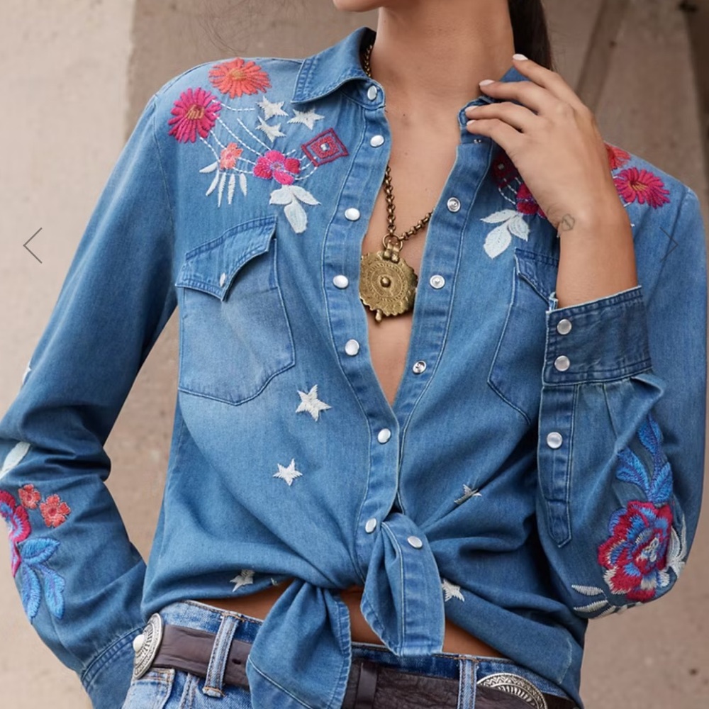 Johnny Was MIKA DENIM POCKET SHIRT
